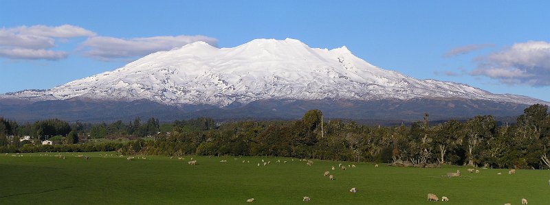 10 (95) Mount Ruapehu from the south.JPG